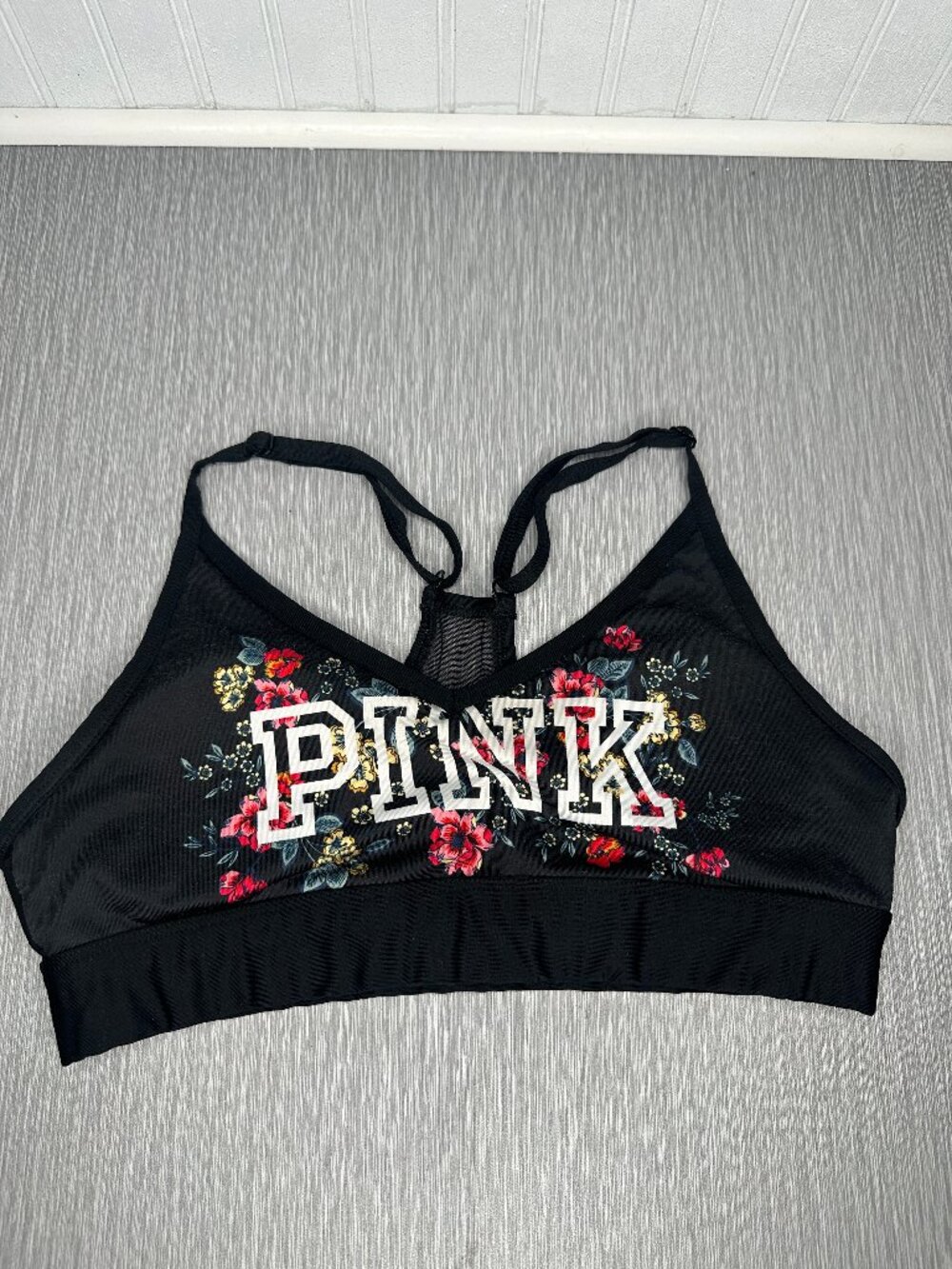 Victoria's Secret PINK Sport Ultimate Lightly Lined Black Rose Floral Logo Bra S